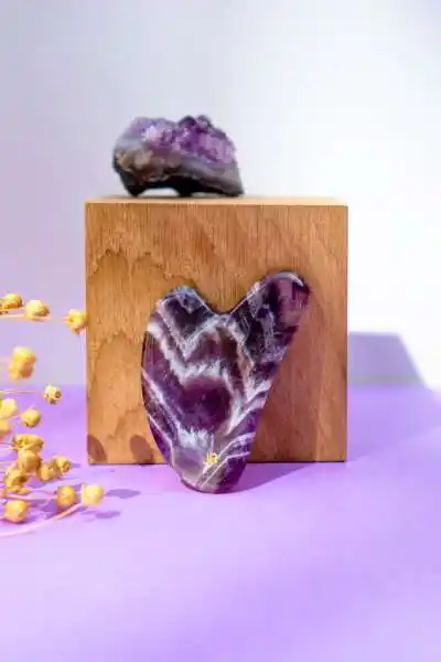 Gua sha Jade Roller am&eacute;thyste-Univ'Hair