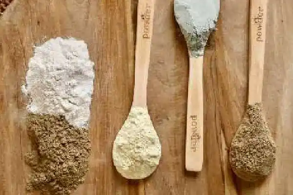 Cuill&egrave;res de poudres de plantes2 Powder-Univ'Hair